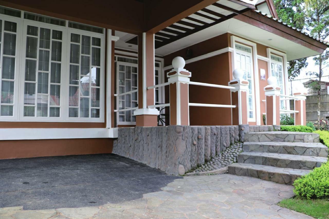 Diyar Villas Puncak M4/12 Esterno foto